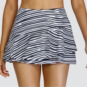 NWT. Skort - Racing Stripes